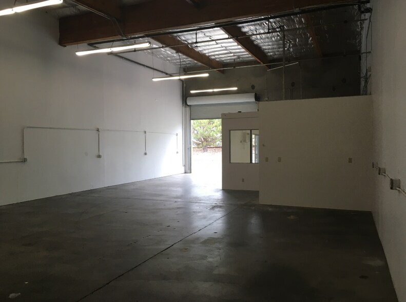 More Photos Of 6100 Enterprise Dr, Diamond Springs Light Distribution For Lease