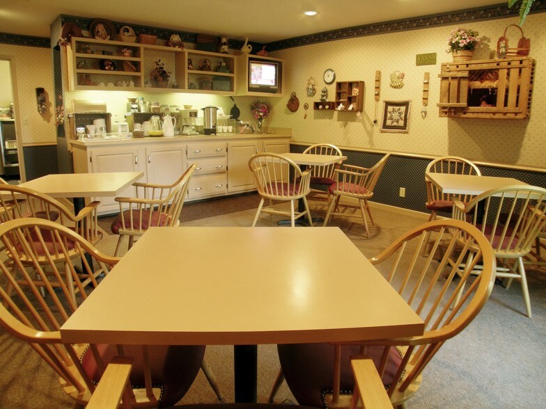 More Photos Of 3086 220th St, Williams Hotel For Sale