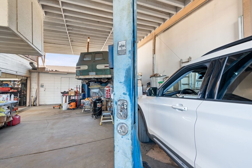More Photos Of 7969 Mission Gorge Rd, Santee Auto Repair For Sale