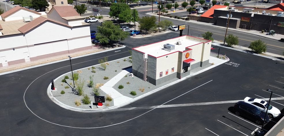 More Photos Of 2781 57th Street NW, Albuquerque Freestanding For Sale