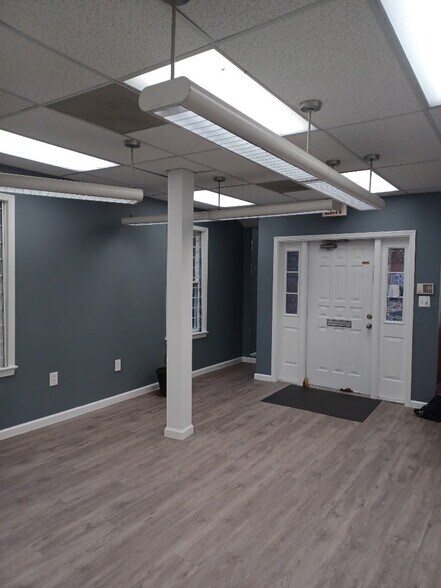 More Photos Of 18500-18540 Office Park Dr, Gaithersburg Medical For Lease