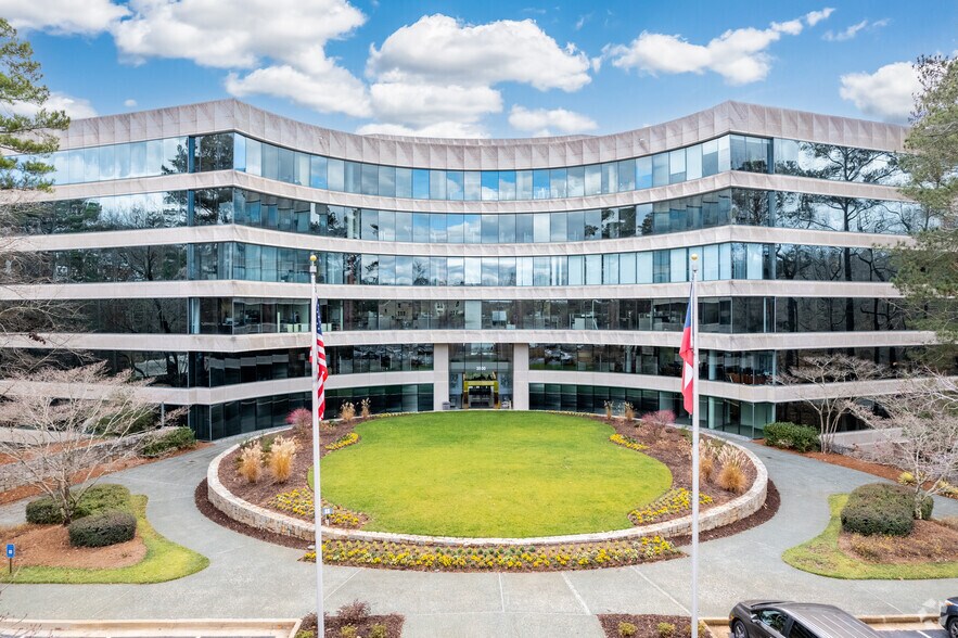 More Photos Of 3500 Parkway Ln, Peachtree Corners Office For Lease