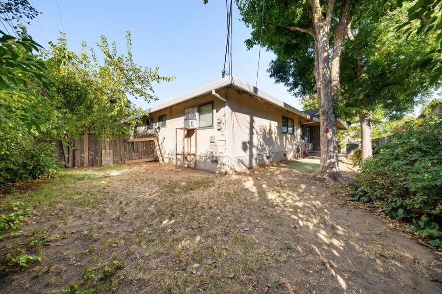 More Photos Of 5743 Woodleigh Dr, Carmichael Multifamily For Sale