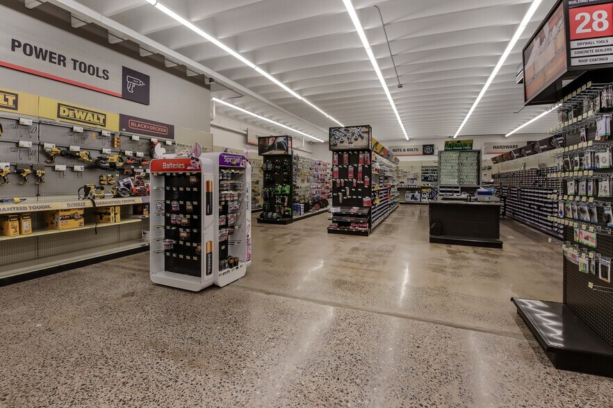 More Photos Of 1124 Hammond Ave, Rice Lake Freestanding For Lease