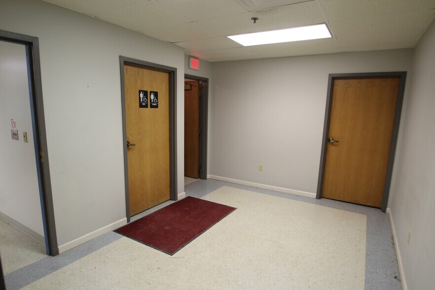 More Photos Of 3575 Reserve Commons Dr, Medina Medical For Lease