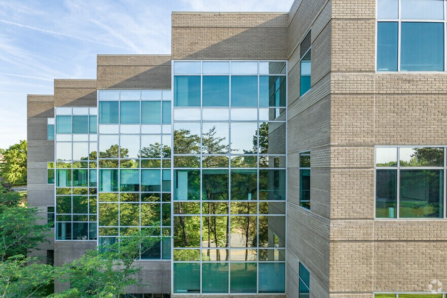 More Photos Of 101 Centreport Dr, Greensboro Office For Lease