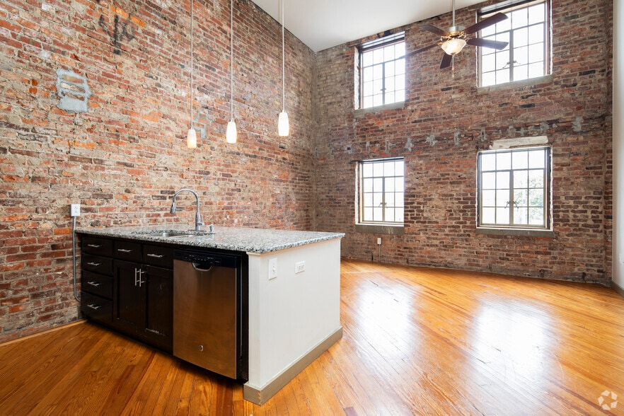 More Photos Of 307 2nd Ave SE, Decatur Apartments For Lease