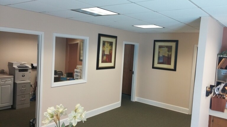 More Photos Of 710 Denbigh Blvd, Newport News Office For Lease