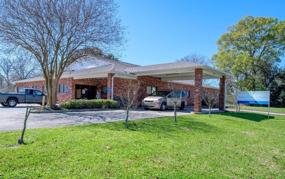 More Photos Of 528 E Vine St, Opelousas Medical For Lease