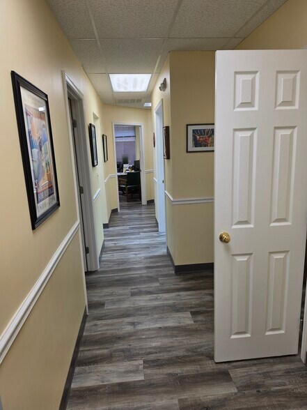 More Photos Of 3140 W Ward Rd, Dunkirk Medical For Lease