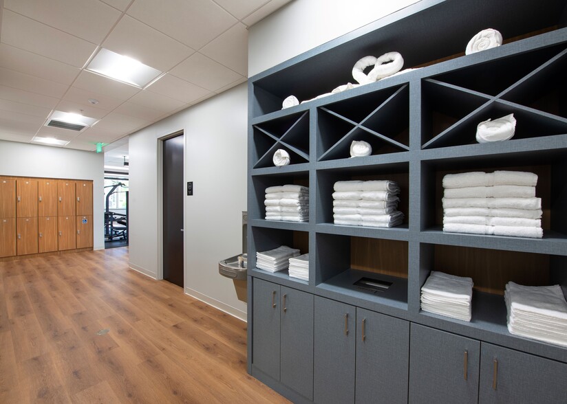 More Photos Of 302 Knights Run Ave, Tampa Medical For Lease