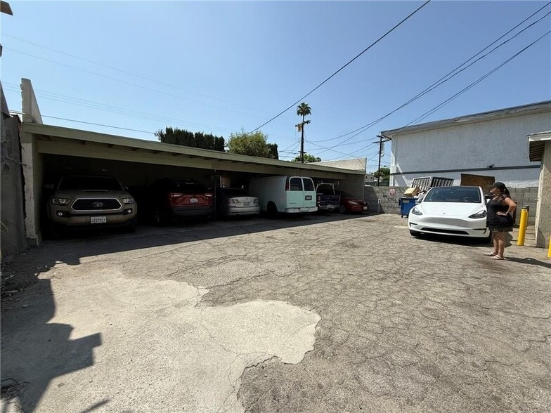 More Photos Of 7107 Coldwater Canyon Ave, North Hollywood Apartments For Sale