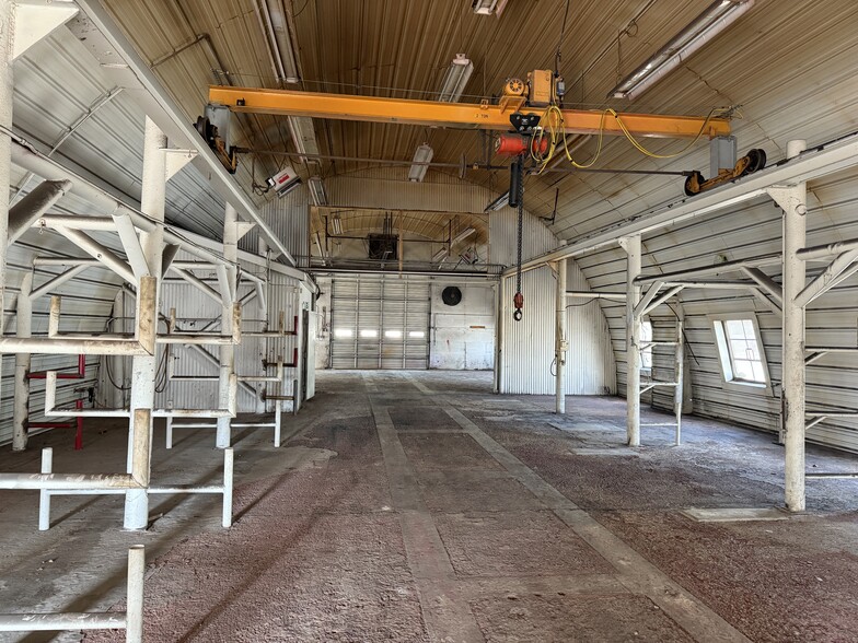More Photos Of 16013 W Sardis Rd, Bauxite Industrial For Sale