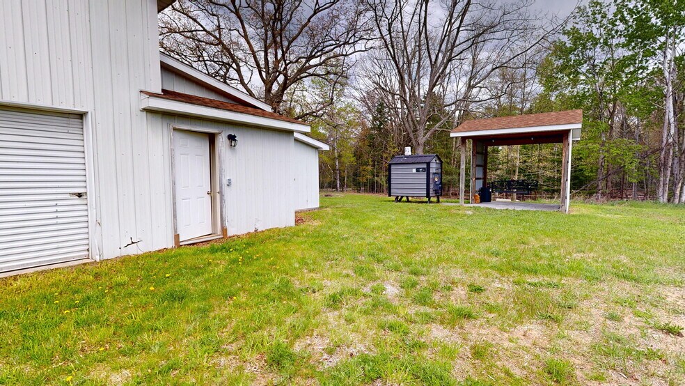 More Photos Of 3837 Sage Lake Rd, Lupton Self Storage For Sale