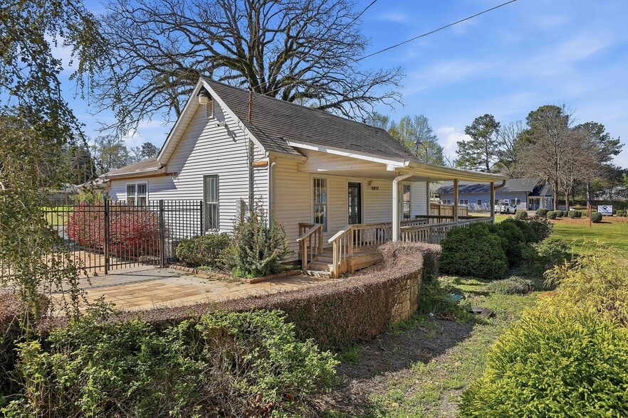 Primary Photo Of 2817 S Highway 29, Moreland Office For Lease