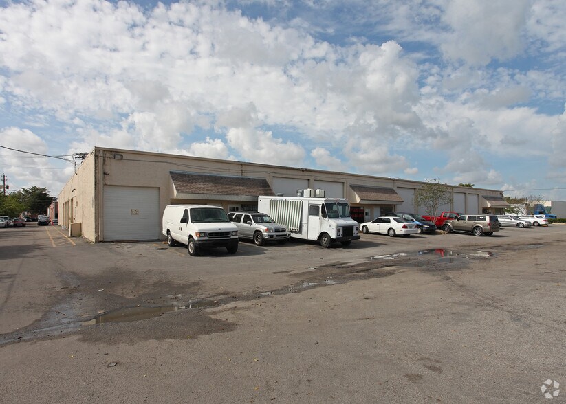 More Photos Of 1703-1747 NW 38th Ave, Lauderhill Unknown For Lease