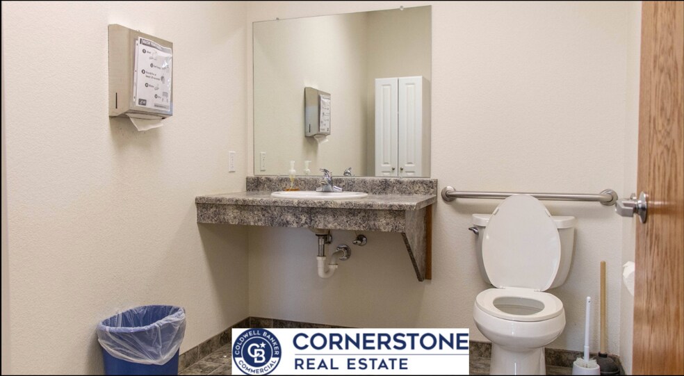 More Photos Of 1030 N Poplar St, Casper Medical For Lease