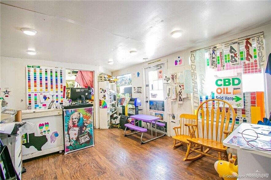 More Photos Of 101 N Alamo Rd, Alamo Daycare Center For Sale