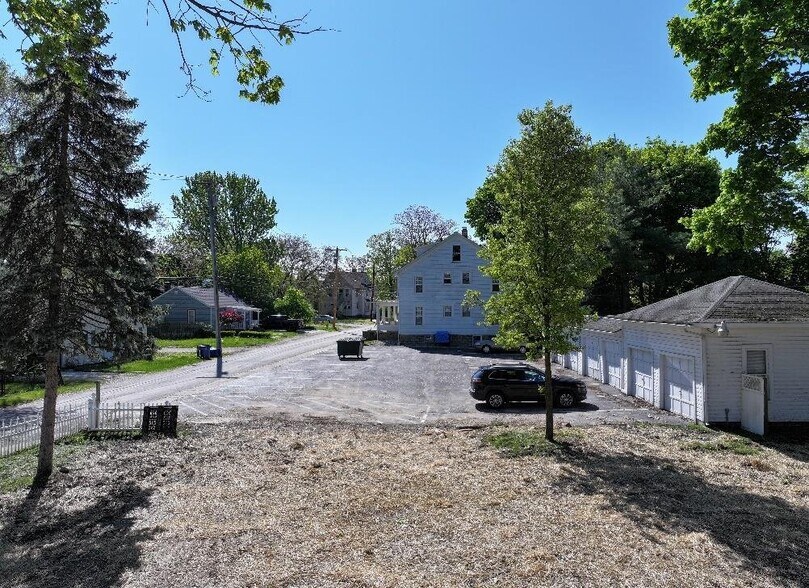More Photos Of 205 Mentor Ave, Painesville Apartments For Sale