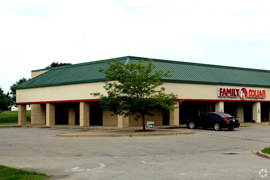 More Photos Of 100 Hometown Plz, Sellersburg Storefront For Sale