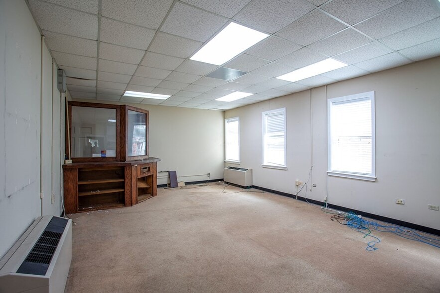 More Photos Of 303 E Broad St, Eufaula Office For Sale