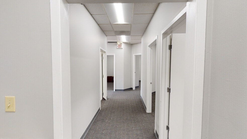 More Photos Of 415 W Golf Rd, Arlington Heights Medical For Lease