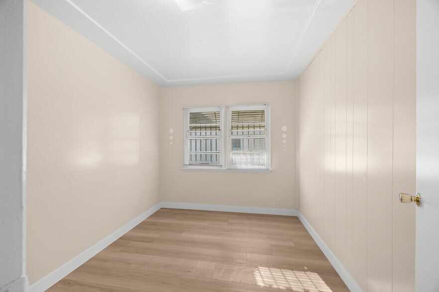 More Photos Of 1721 S 9th St, Alhambra Apartments For Sale
