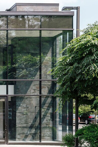 More Photos Of 355 Main St, Armonk Unknown For Lease