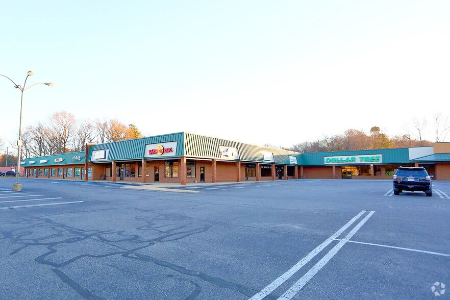 More Photos Of 456-476 Wythe Creek Rd, Poquoson Unknown For Lease