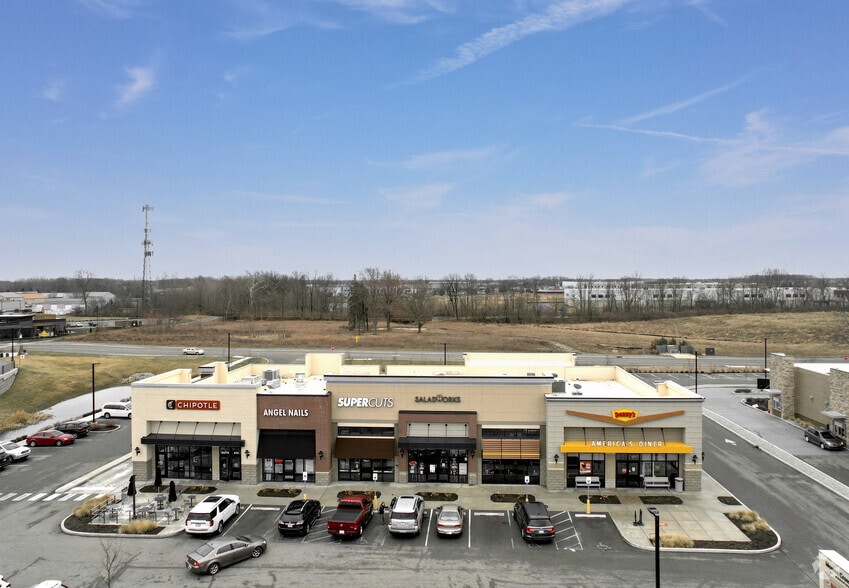 More Photos Of 827 E State Road 32, Westfield Fast Food For Lease