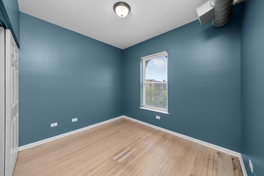 More Photos Of 7127 S Normal Blvd, Chicago Apartments For Sale