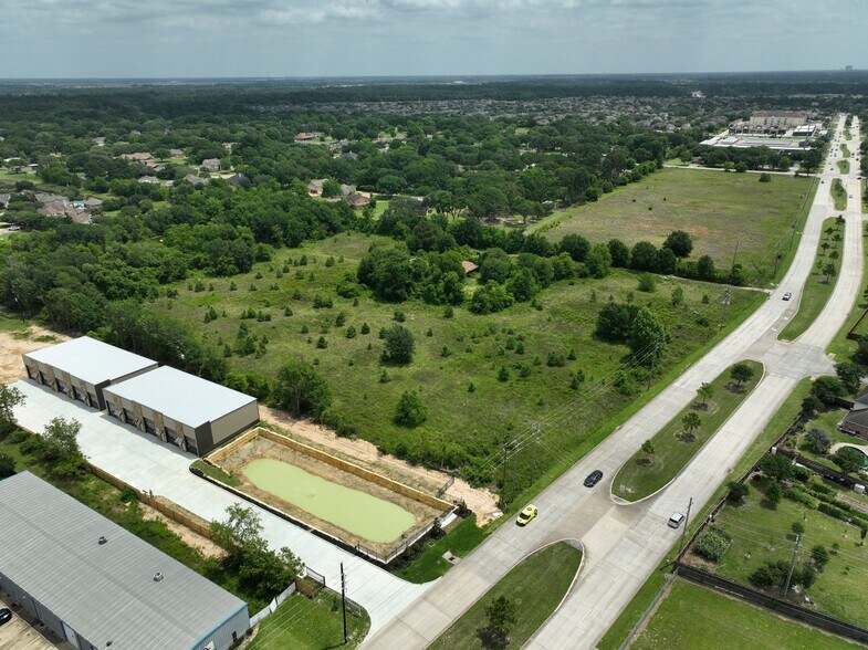 More Photos Of 17214 Huffmeister Rd, Cypress Showroom For Sale