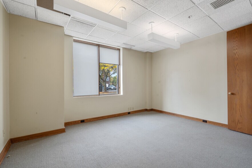 More Photos Of 344 W Genesee St, Syracuse Loft Creative Space For Lease