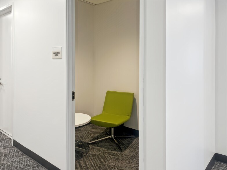 More Photos Of 388 Market St, San Francisco Coworking Space