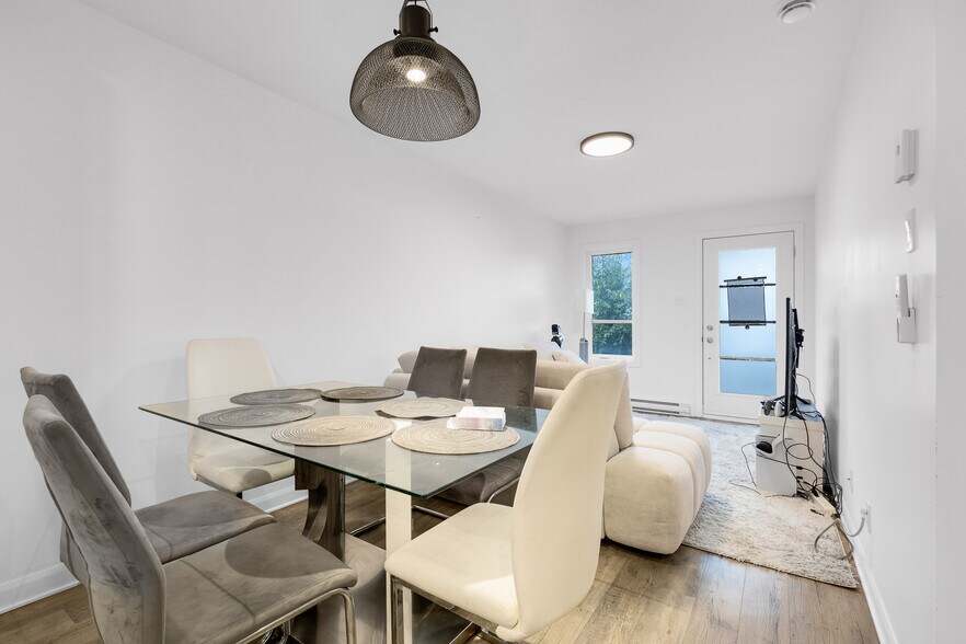 More Photos Of 1611-1615 Rue Godin, Longueuil Apartments For Sale
