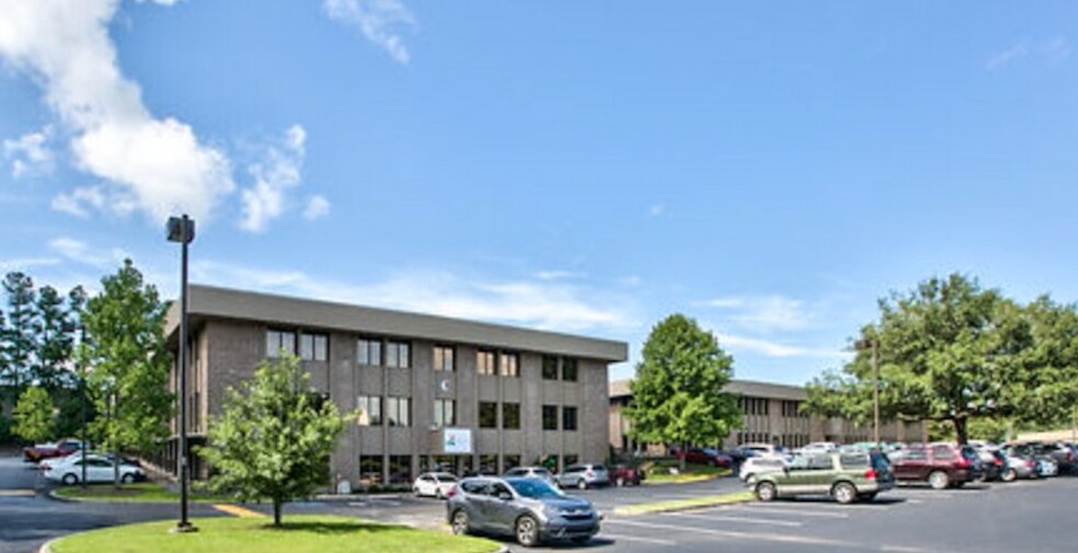 More Photos Of 2639 N Monroe St, Tallahassee Unknown For Lease