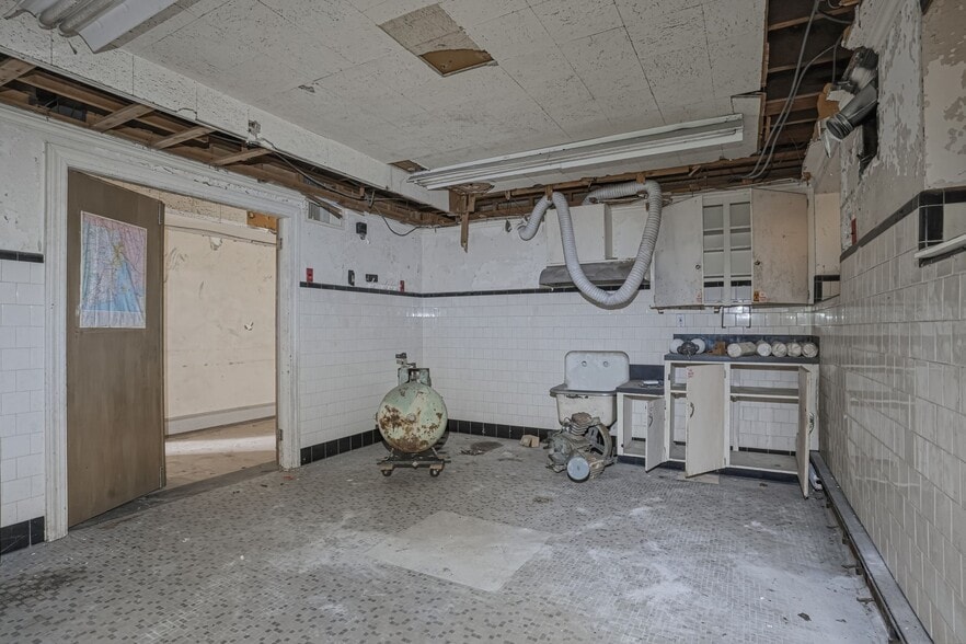 More Photos Of 76 Providence St, Woonsocket Mixed Retail For Sale