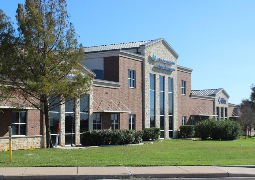 Primary Photo Of 2803 Earl Rudder Freeway, College Station Medical For Lease