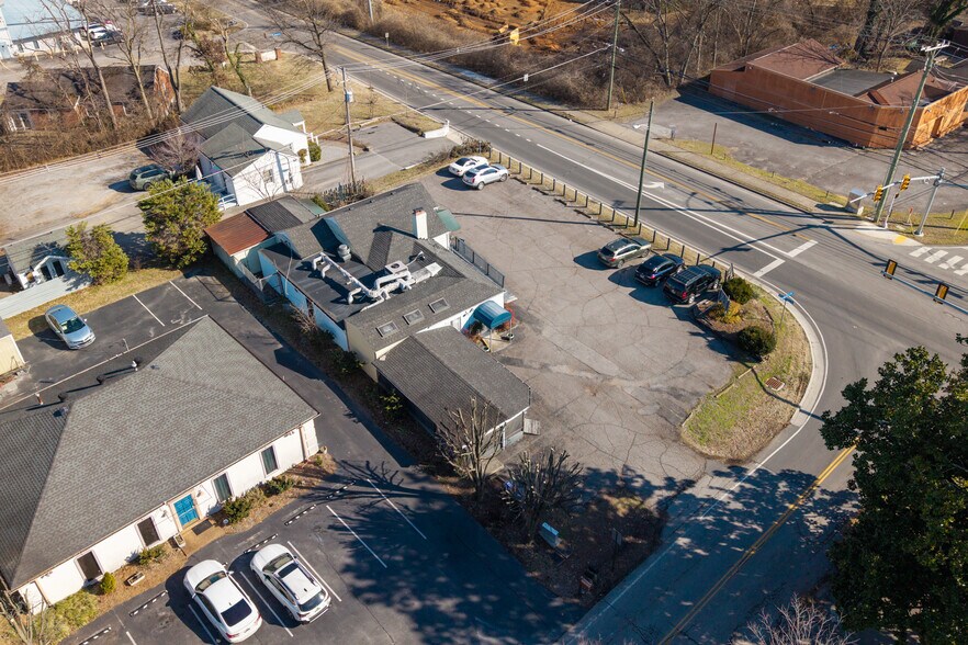 More Photos Of 2799 Bransford Ave, Nashville Office For Sale