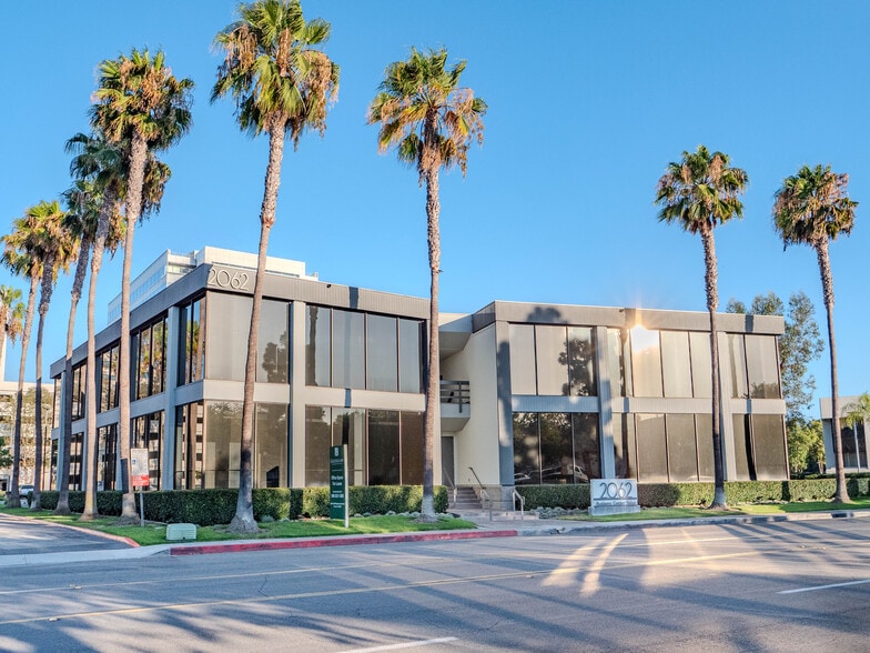 More Photos Of 2062 Business Center Dr, Irvine Unknown For Lease