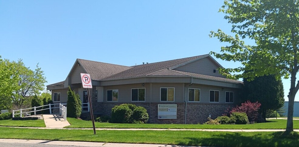 More Photos Of 2524 Woodmeadow Dr SE, Grand Rapids Office For Lease