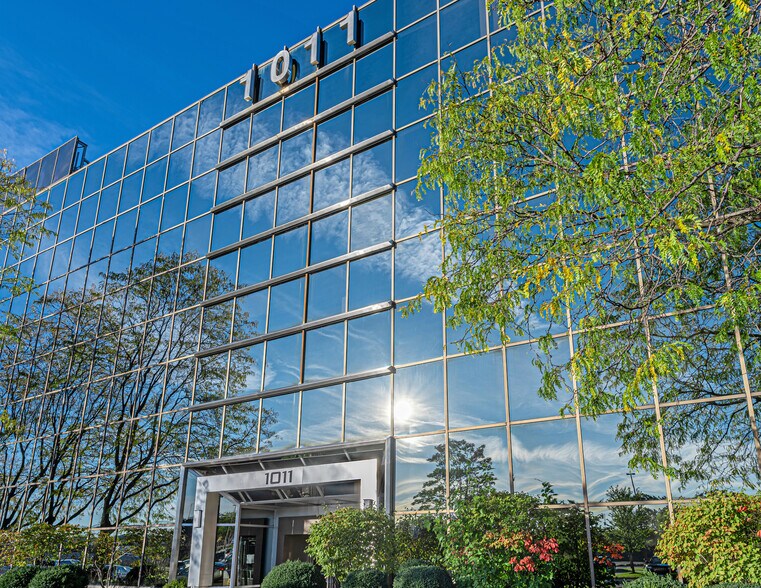 More Photos Of 1111 E Touhy Ave, Des Plaines Unknown For Lease