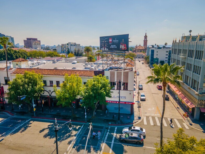 More Photos Of 6646 Hollywood Blvd, Hollywood Storefront Retail Office For Sale