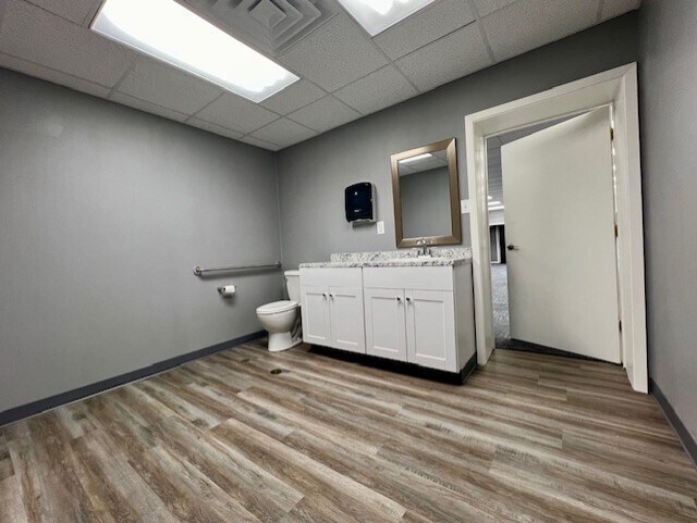 More Photos Of 1500 Louisville Ave, Monroe Office For Sale