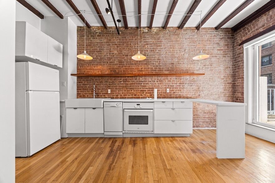 More Photos Of 311 W 78th St, New York Apartments For Sale