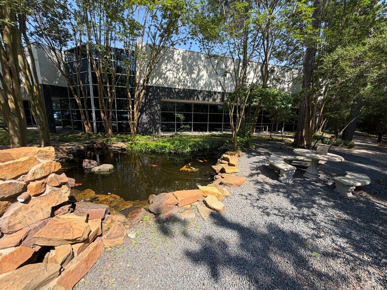 More Photos Of 3606-3608 Research Forest Dr, The Woodlands Office For Lease