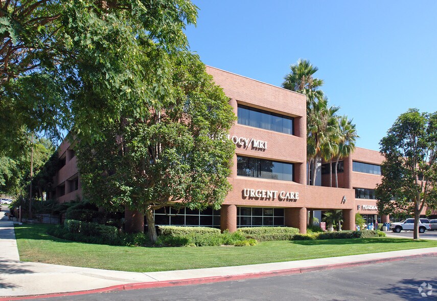 More Photos Of 477 N El Camino Real, Encinitas Medical For Lease