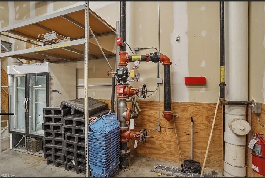 More Photos Of 7800 Cleveland Ave NW, North Canton Drugstore For Sale