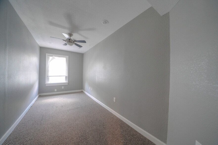 More Photos Of 2424 Southmore Blvd, Houston Medical For Lease