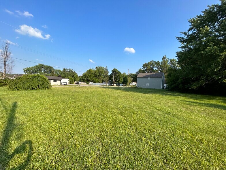 More Photos Of 00 Lapeer Rd, Burton Land For Sale